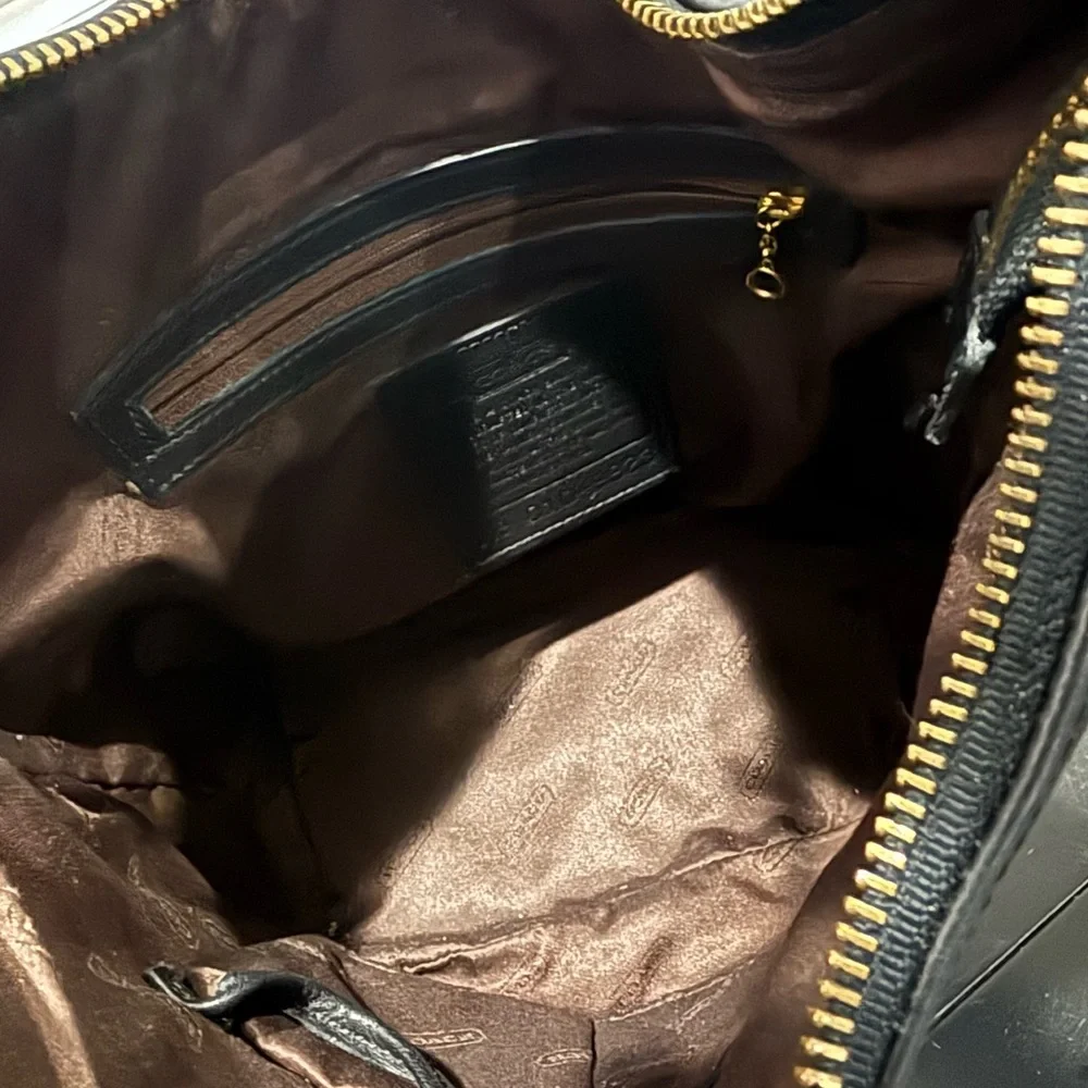 VINTAGE COACH 2001 Legacy West Hobo Black Leather USA - 9823